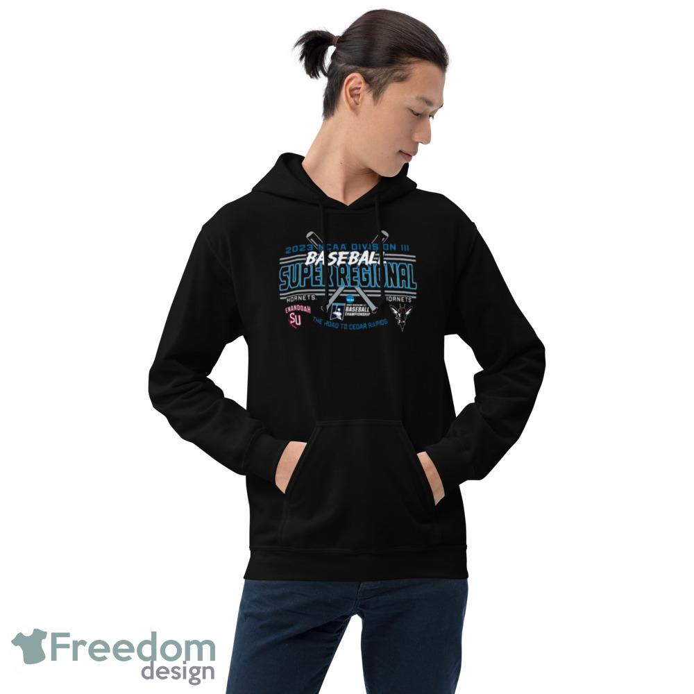 Shenandoah Hornets Vs Hornets 2023 NCAA Division III Baseball Super Regional The Road To Cedar Rapids shirt - 18500 Unisex Heavy Blend Hooded Sweatshirt Shenandoah Hornets Vs Hornets 2023 NCAA Division III Baseball Super Regional The Road To Cedar Rapids shirt - 18500 Unisex Heavy Blend Hooded Sweatshirt