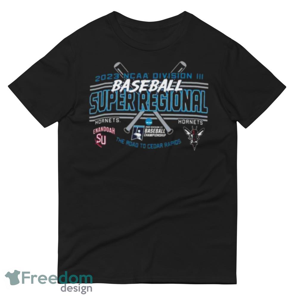 Shenandoah Hornets Vs Hornets 2023 NCAA Division III Baseball Super Regional The Road To Cedar Rapids shirt - 980 Lightweight Fashion Short Sleeve T-Shirt Shenandoah Hornets Vs Hornets 2023 NCAA Division III Baseball Super Regional The Road To Cedar Rapids shirt - 980 Lightweight Fashion Short Sleeve T-Shirt