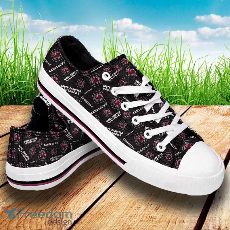 South Carolina Gamecocks NCAA Men And Women Low Top Repeat Print Canvas Shoes For Fans - South Carolina Gamecocks NCAA Womens Low Top Repeat Print Canvas Shoes_1