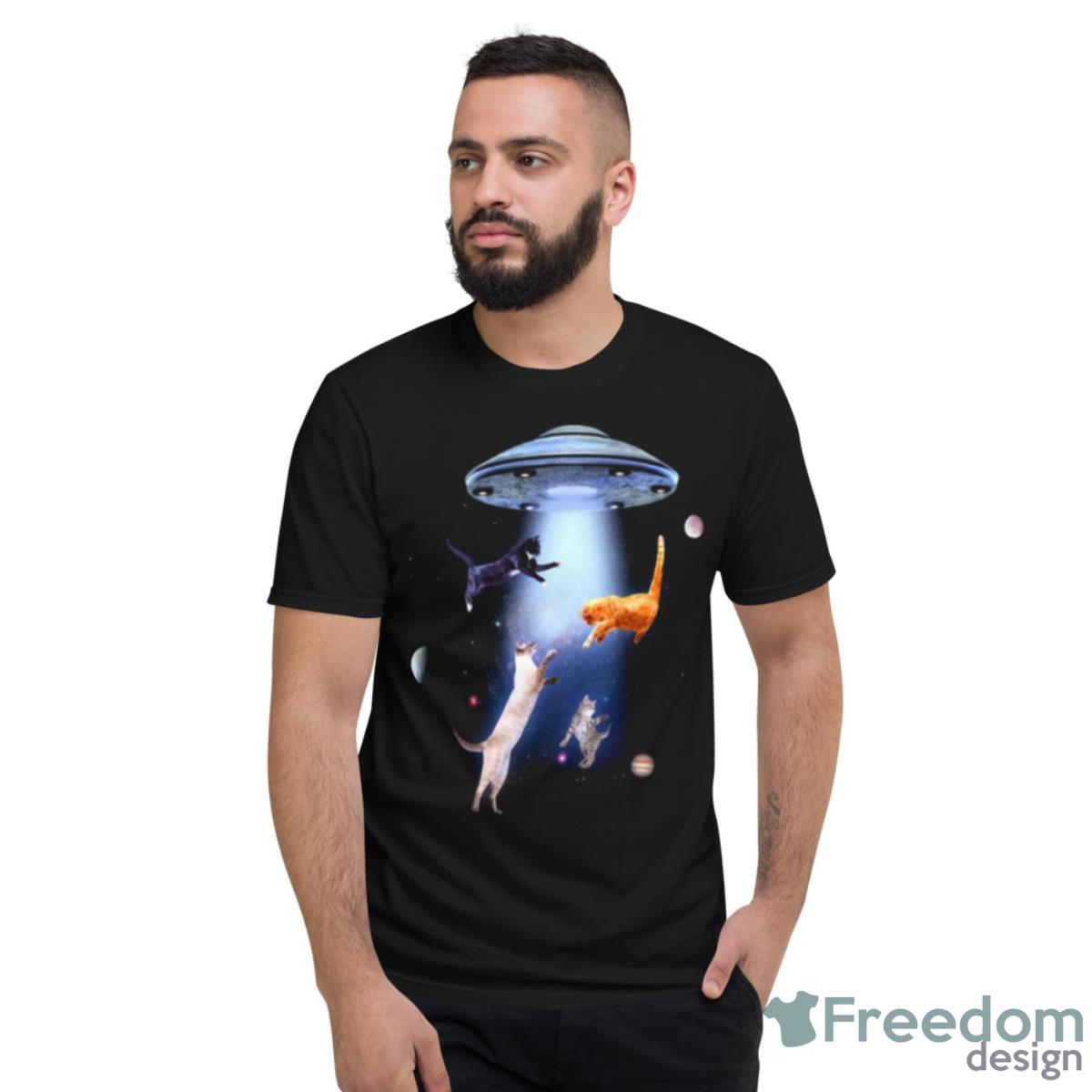 Space Cat Alien Abduction Extra Terrestrial Space Shirt - Short Sleeve T-Shirt