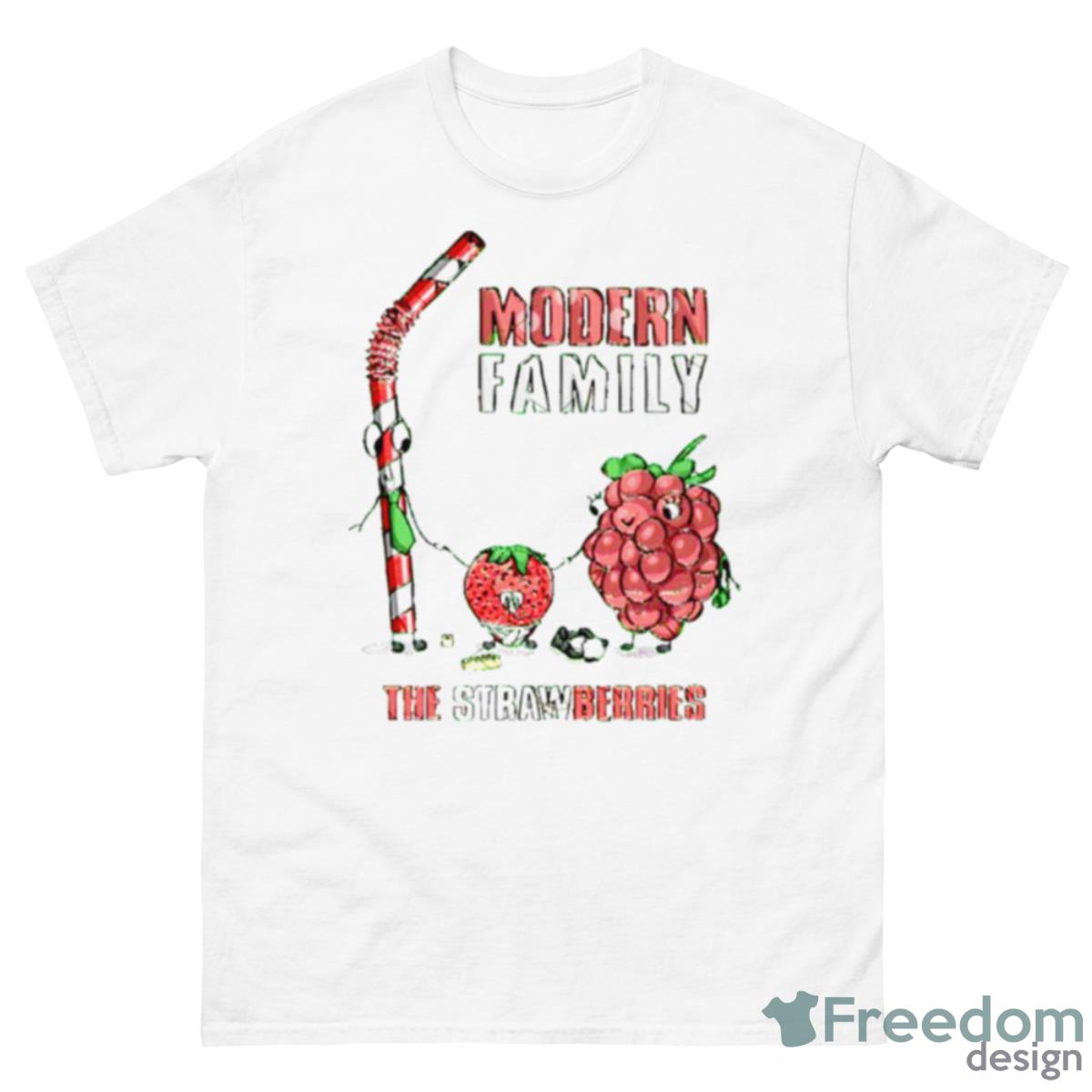 The Strawberries Modern Family Shirt - 500 Men’s Classic Tee Gildan