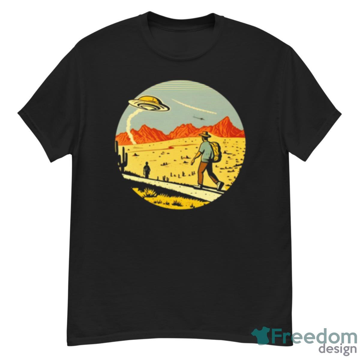 Ufo Abduction Vintage Ufology Shirt - G500 Men’s Classic T-Shirt