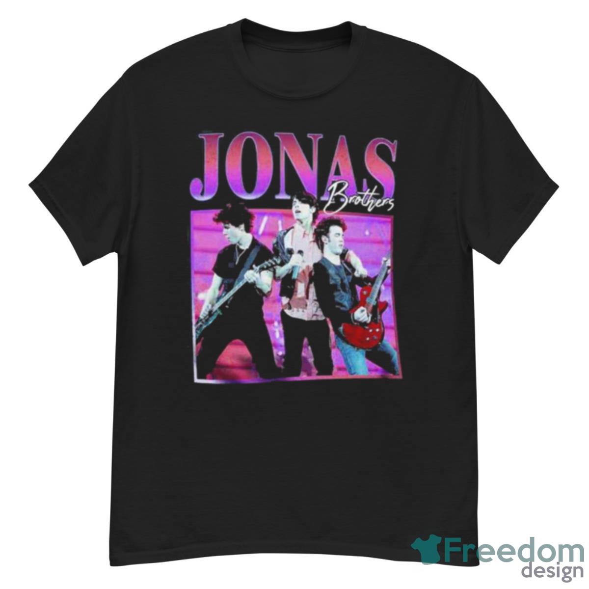 Vintage Nick Jonas Joe Jonas Kevin Jonas Jonas Brothers Shirt - G500 Men’s Classic T-Shirt