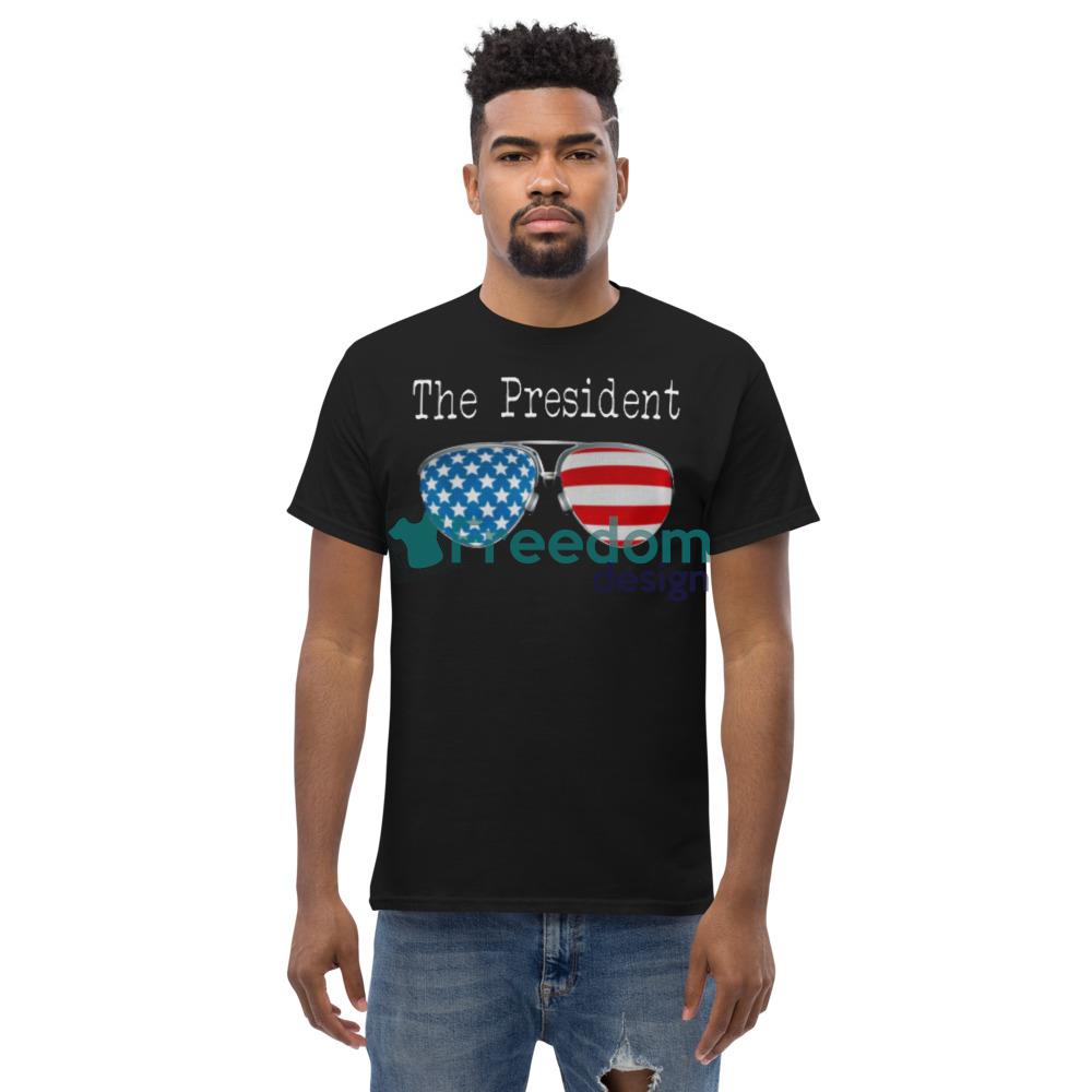 AMERICA PILOT GLASSES THE PRESIDENT Black T Shirt - Men’s Classic Tee Gildan 5000 AMERICA PILOT GLASSES THE PRESIDENT Black T Shirt - Men’s Classic Tee Gildan 5000