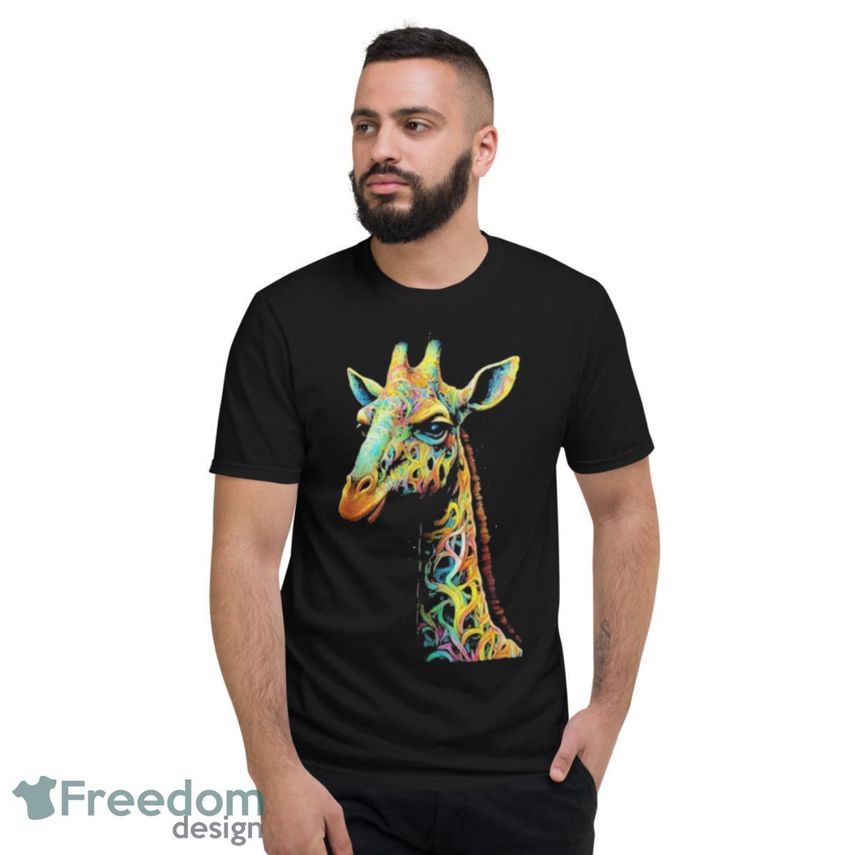 Giraffe Trippy Shirt - Short Sleeve T-Shirt