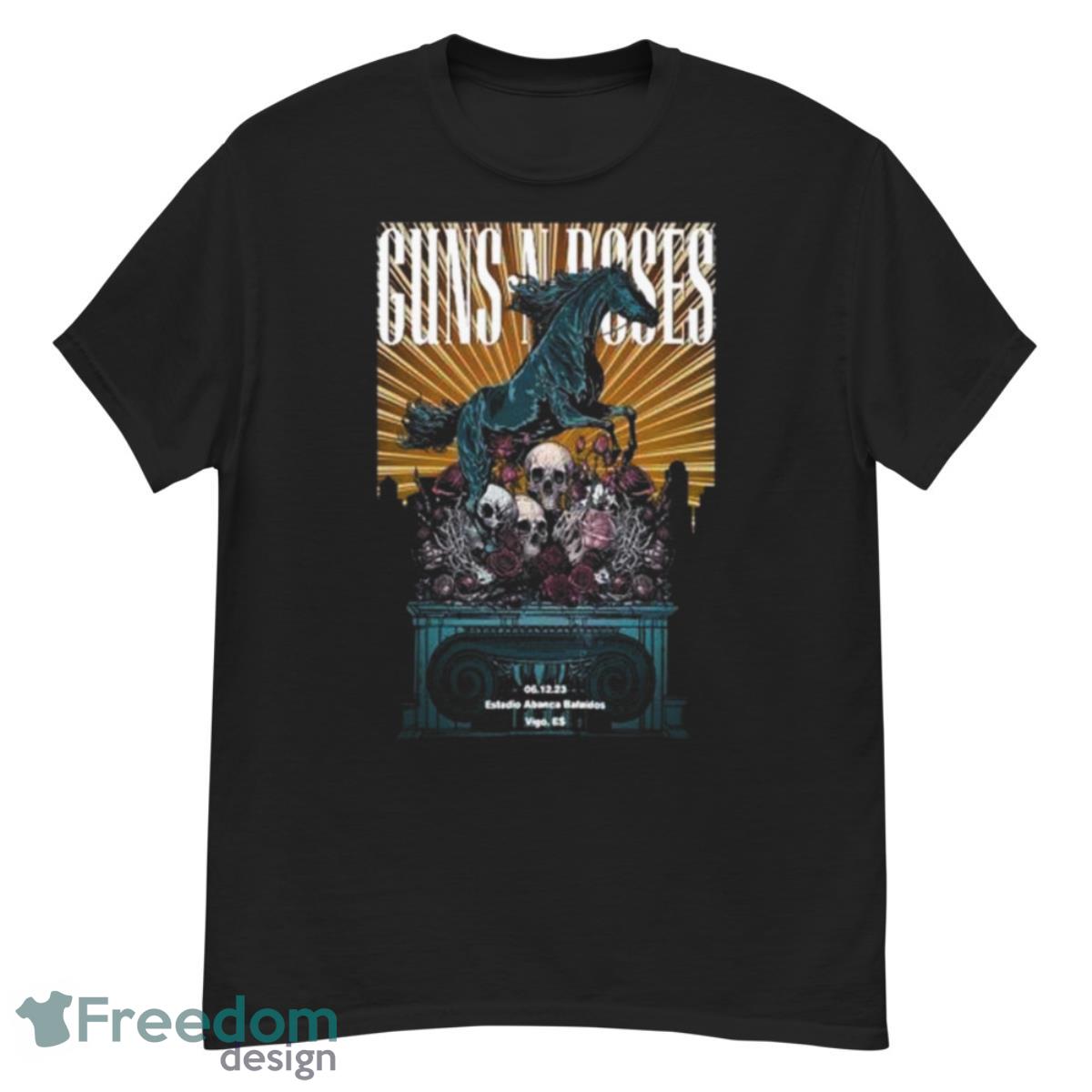 Guns N’ Roses Vigo ES 06 12 2023 Tour Poster shirt - G500 Men’s Classic T-Shirt