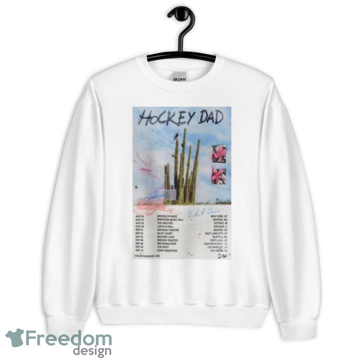 HOCKEY DAD World Tour 2023 USA Shirt - Unisex Heavy Blend Crewneck Sweatshirt