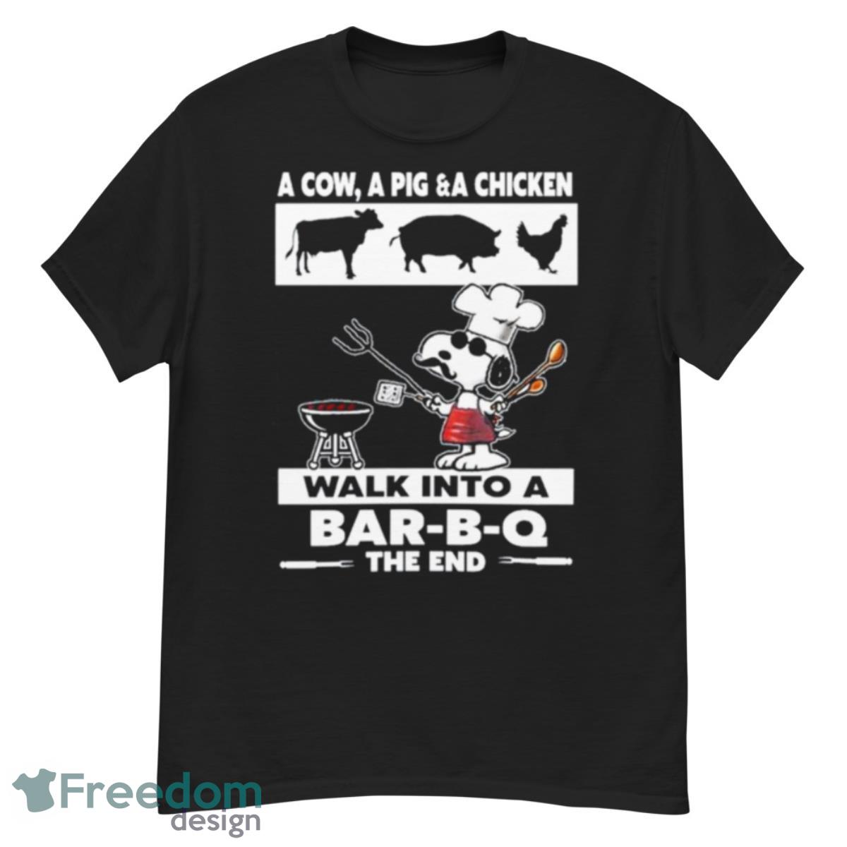 Snoopy A Cow A Pig & A Chicken Walk In To A Bar B Q The End Shirt - G500 Men’s Classic T-Shirt