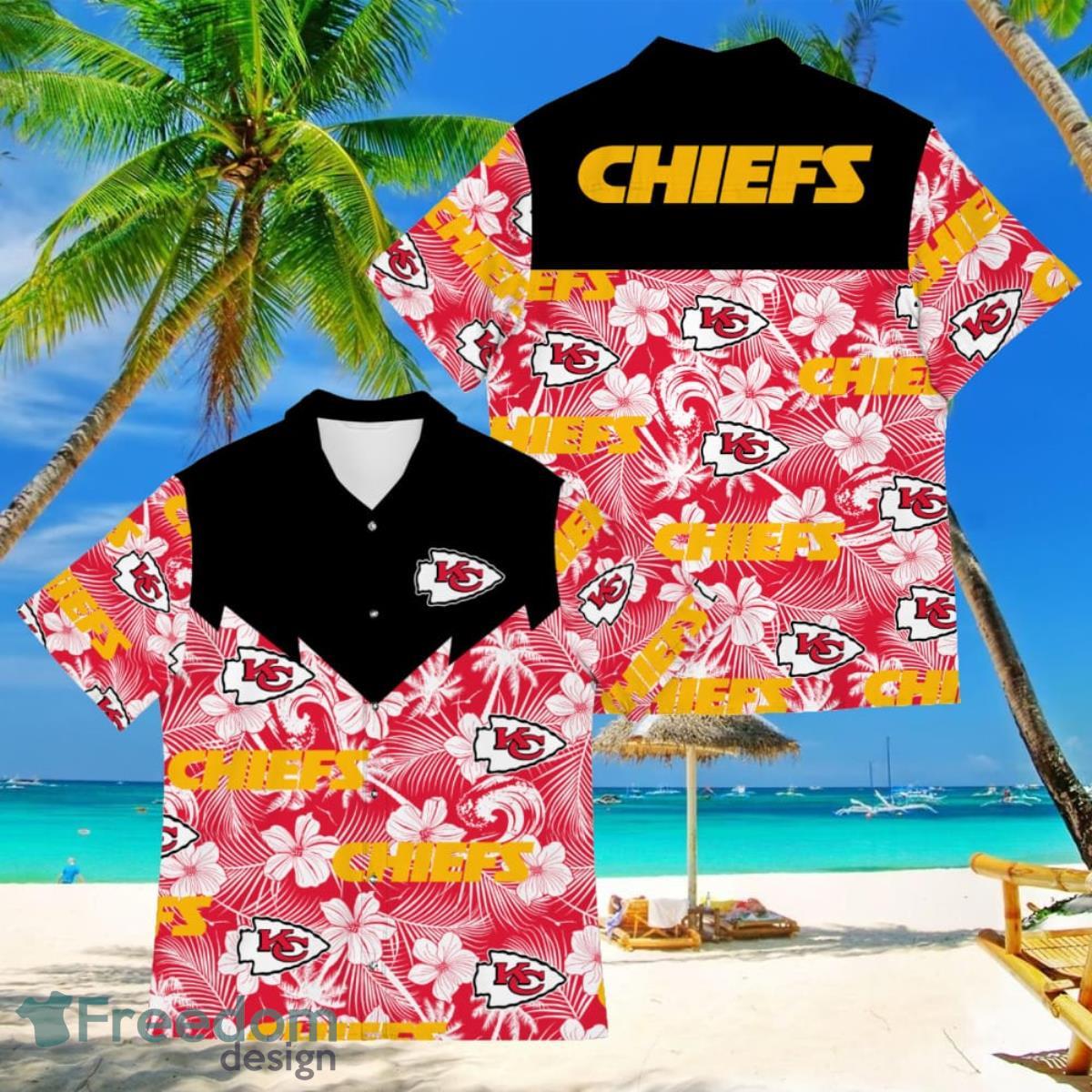 Kansas City Chiefs Hawaiian Shirt Palm Tree Pattern Beach Lovers Gift