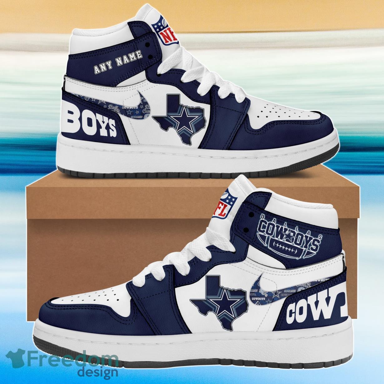 You're going to love these Dallas Cowboys Nike shoes