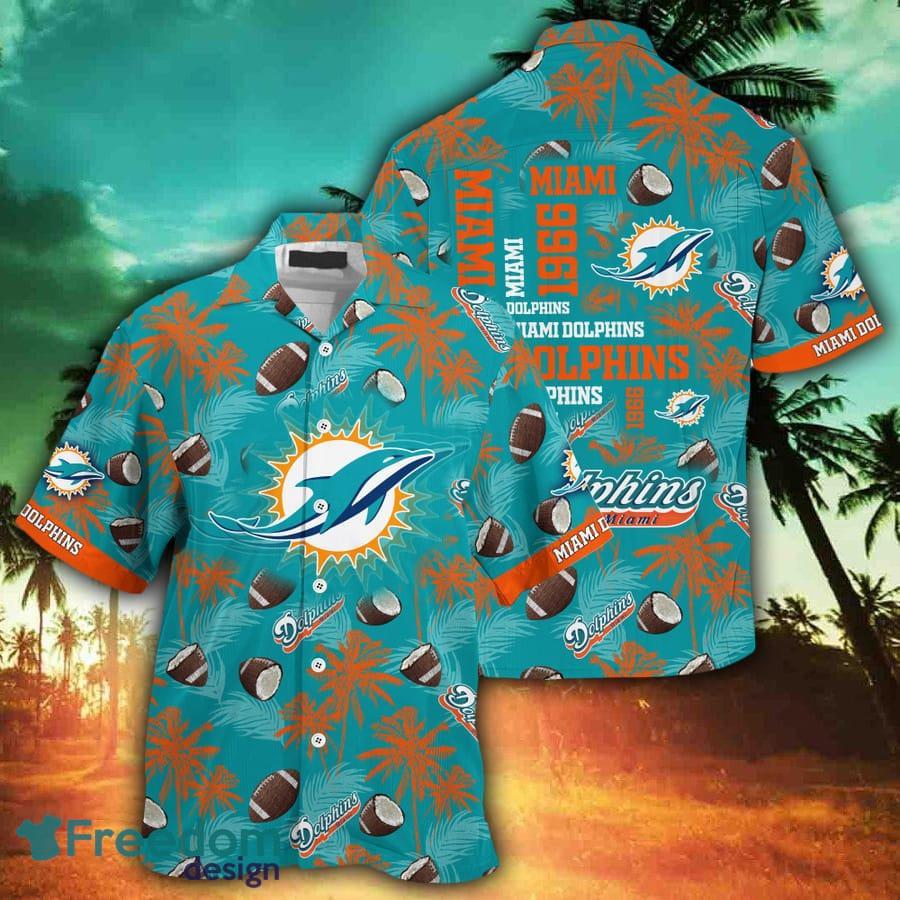 Luxury vacation attire Louis Vuitton Logo Style Hawaiian Shirt And Short  Set - Freedomdesign