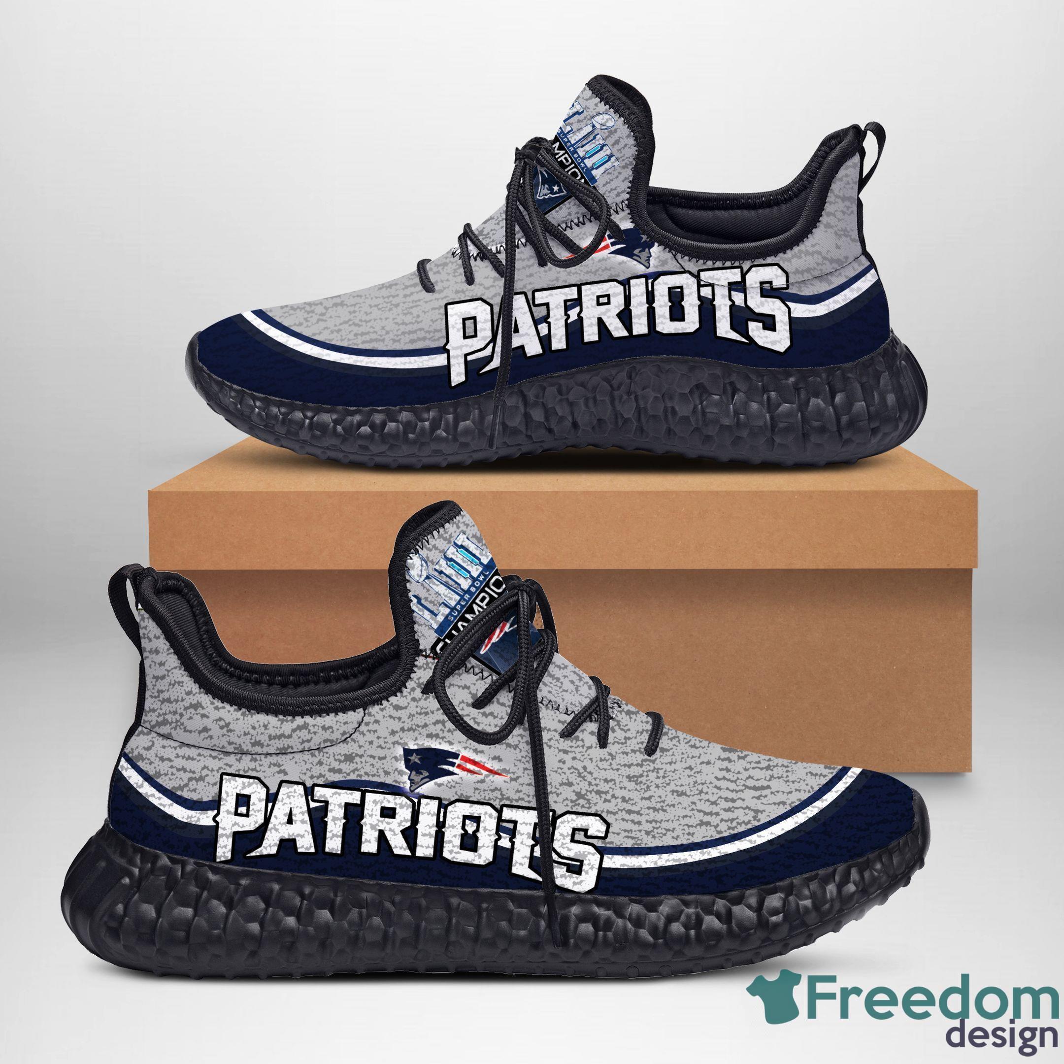 New England Patriots Reze Shoes Badge Running Sneakers For Men And Women Fans Gift - New England Patriots Reze Shoes