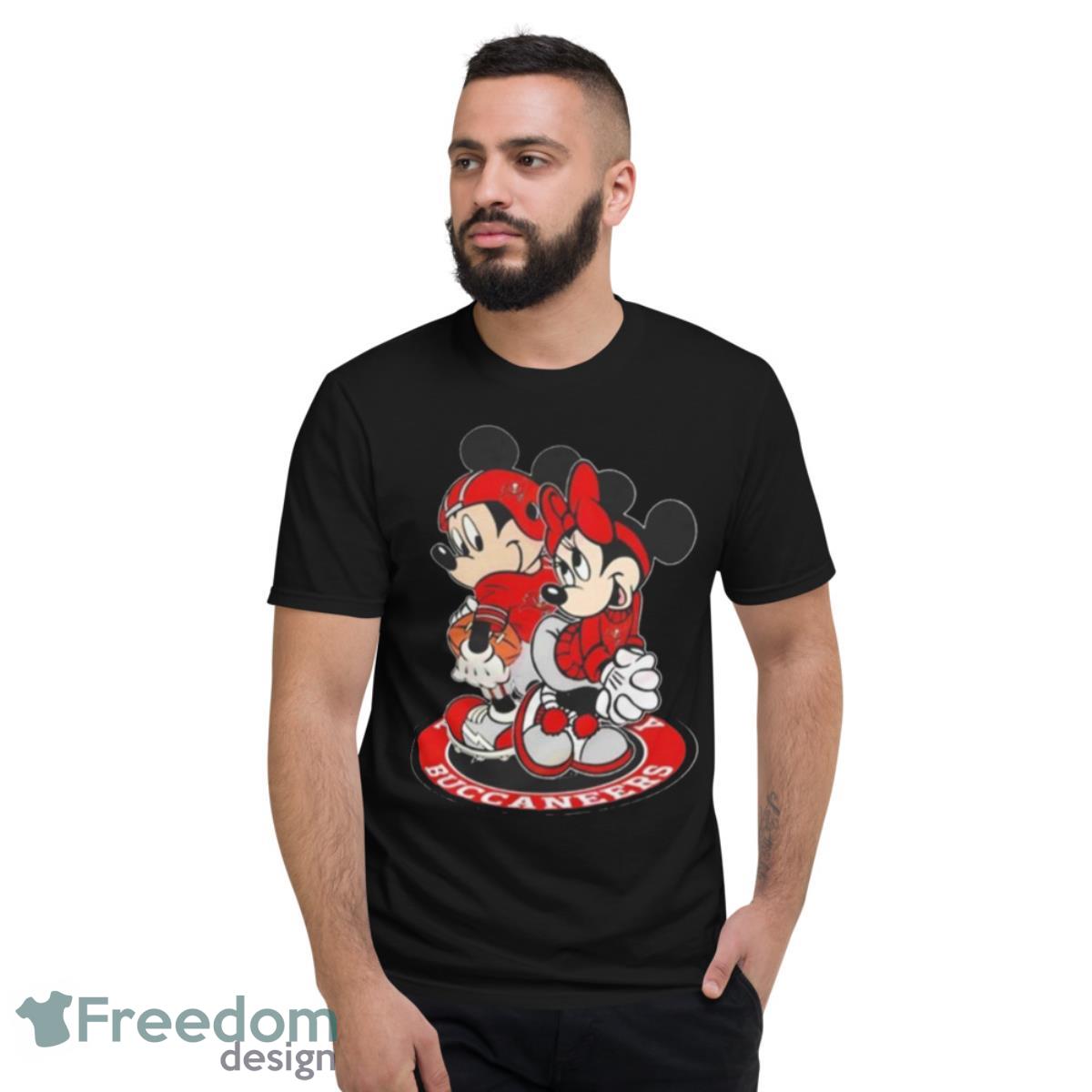 NFL Tampa Bay Buccaneers Mickey Mouse And Minnie Mouse Shirt - Short Sleeve T-Shirt