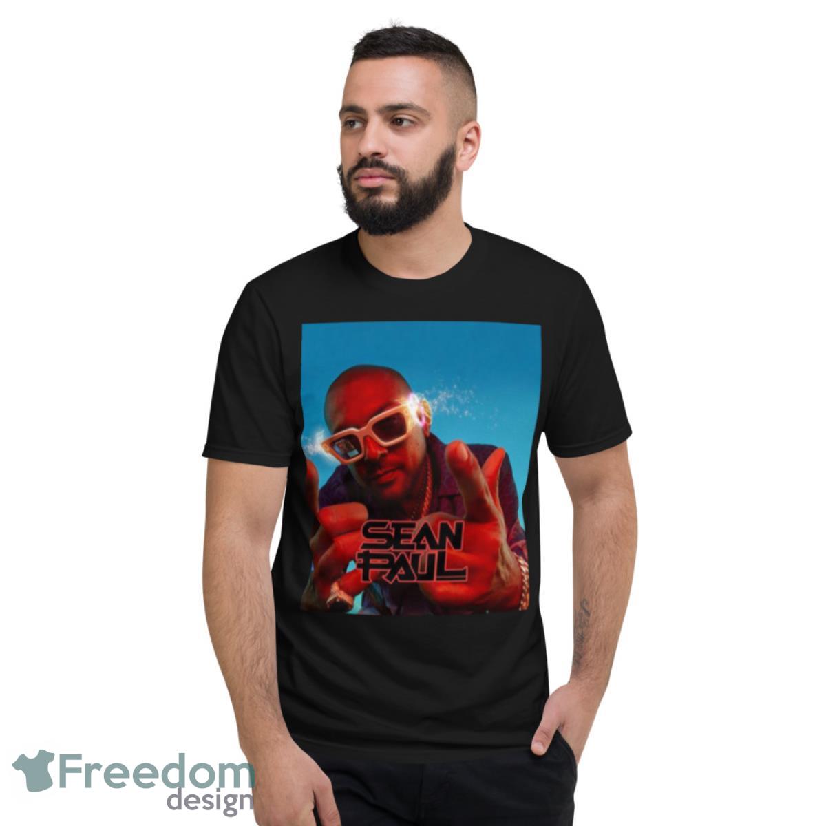 Red And Blue Octopus Paul 2022 shirt - Short Sleeve T-Shirt