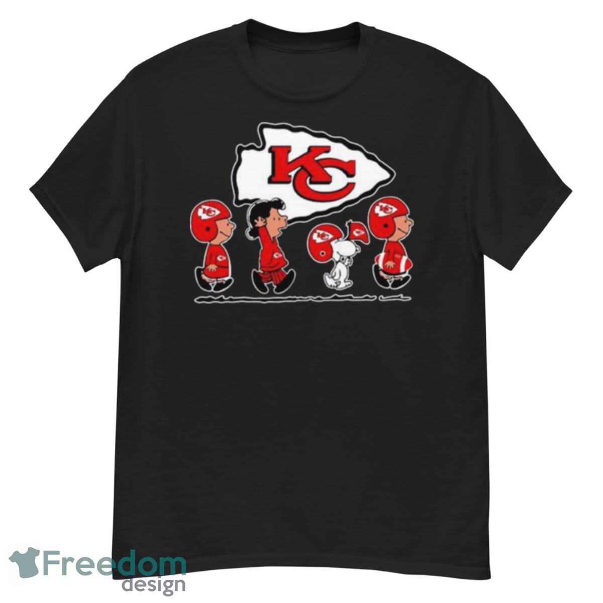 Snoopy Kansas City Chiefs Super Bowl LVII 2023 Shirt - G500 Men’s Classic T-Shirt