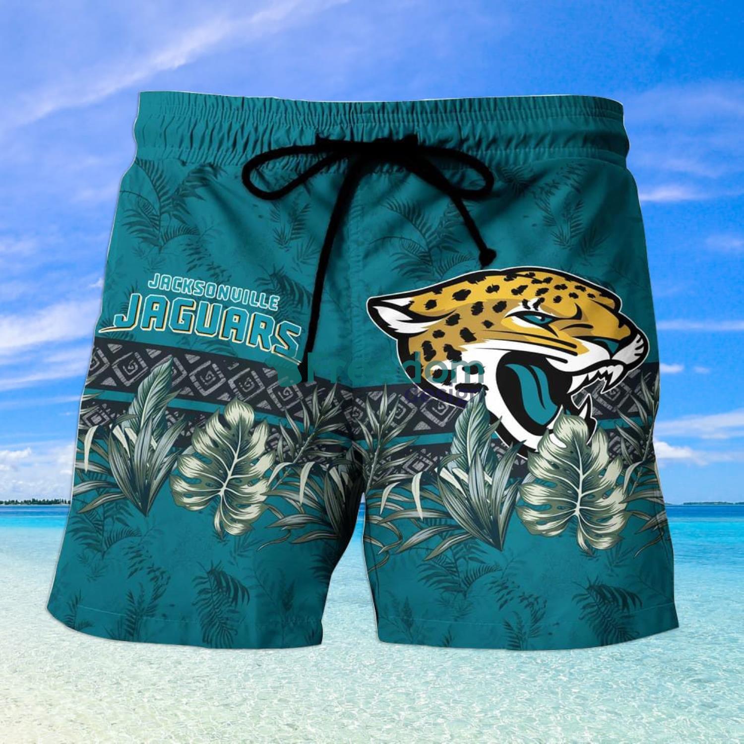 Jacksonville Jaguars Hawaiian Shirt Graphic Tropical Pattern Gift - Jomagift