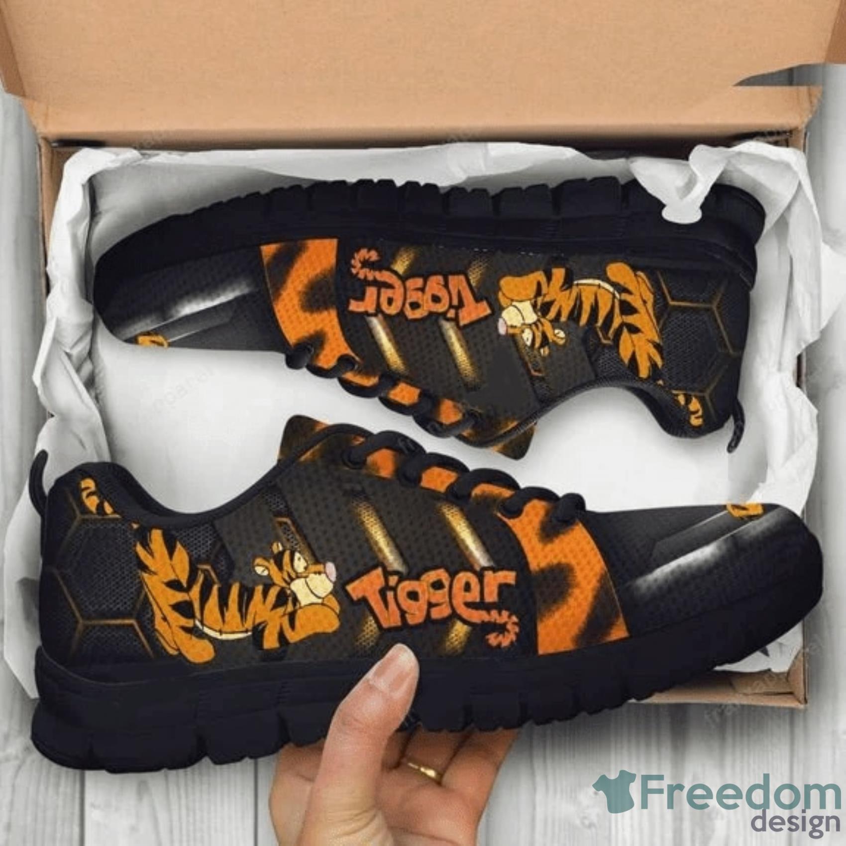 Tigger Winnie The Pooh Lovely Cartoon Black Sneakers Shoes For Men And Women Product Photo 1