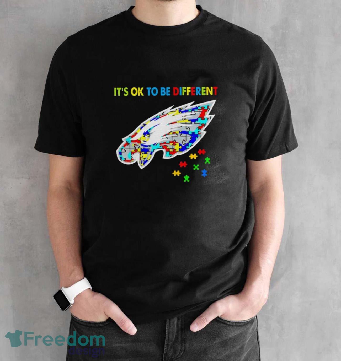 It’s ok to be different Philadelphia Eagles Autism shirt - Black Unisex T-Shirt