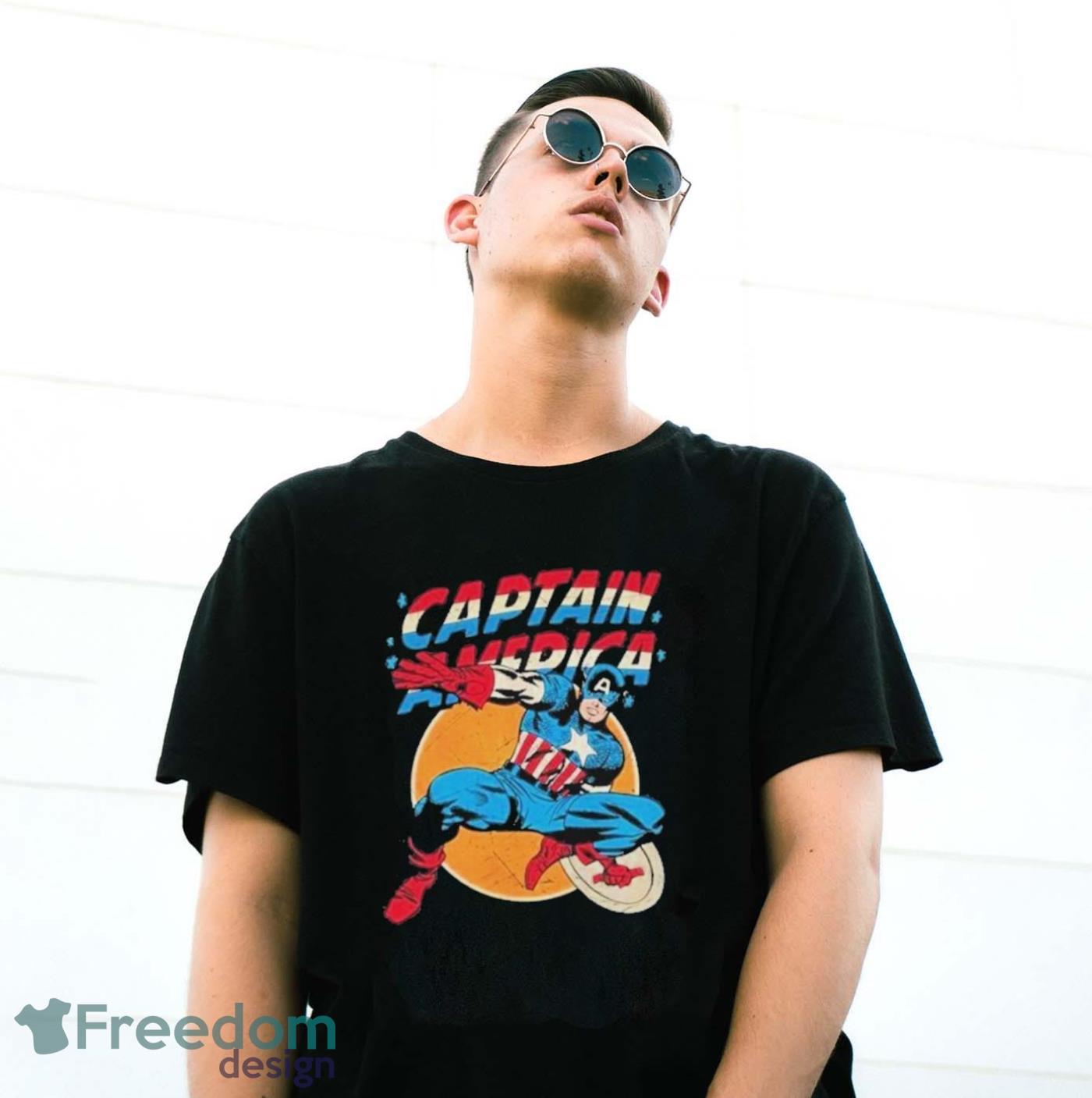 Official captain America Shirt image Official captain America Shirt - G500 Gildan T-Shirt