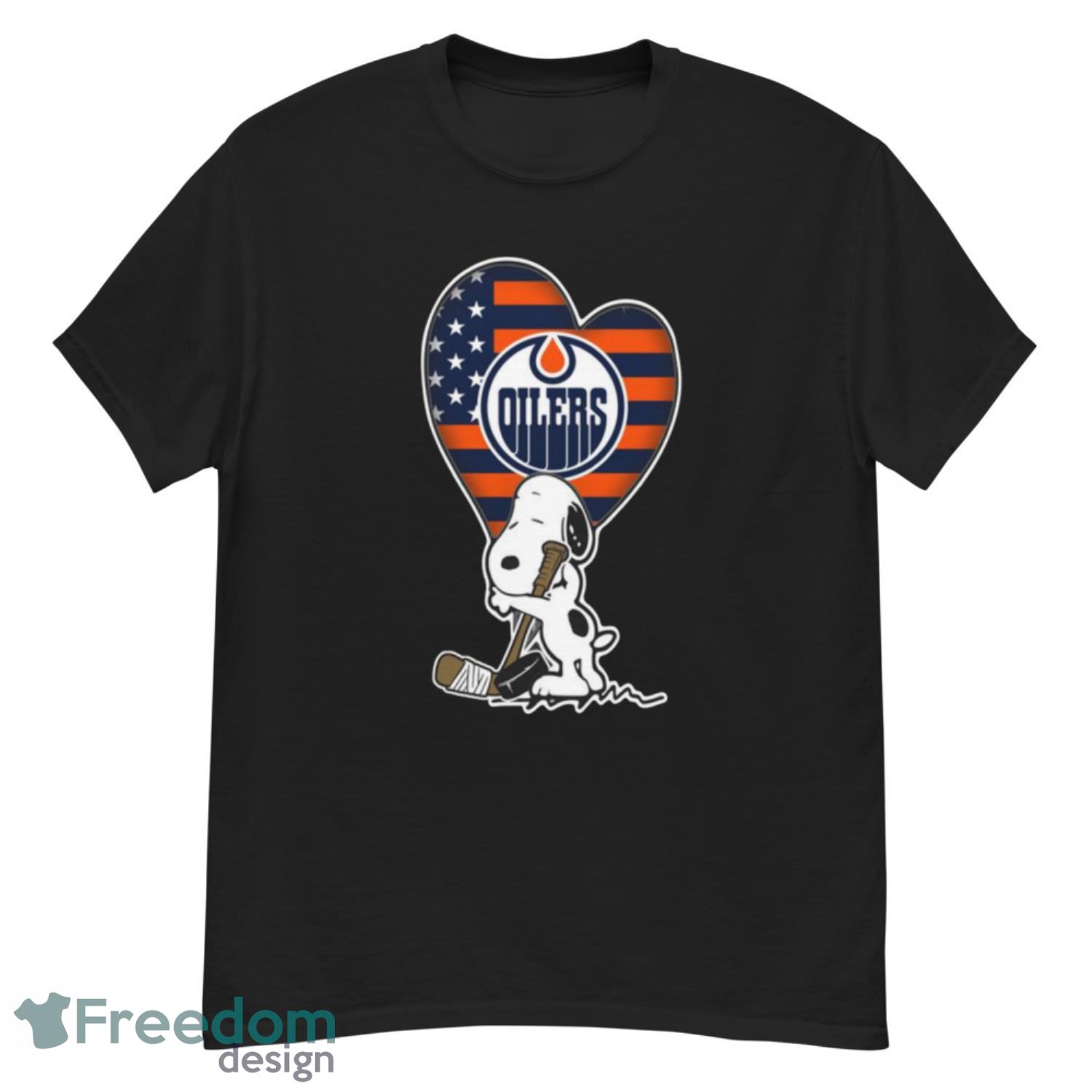 Edmonton Oilers NHL Hockey The Peanuts Movie Adorable Snoopy T Shirt - G500 Men’s Classic T-Shirt