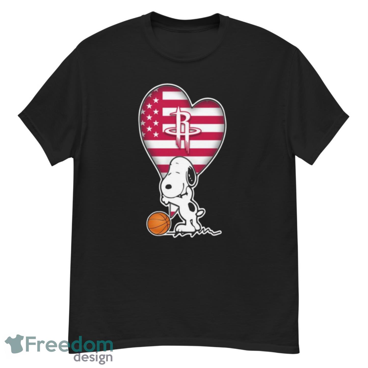 Houston Rockets NBA Basketball The Peanuts Movie Adorable Snoopy T Shirt - G500 Men’s Classic T-Shirt