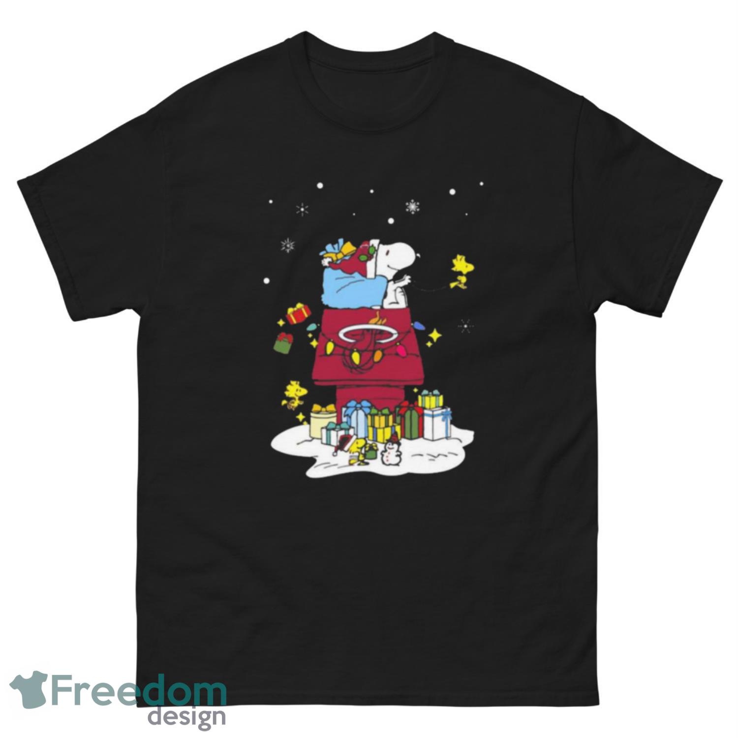 Miami Heat Santa Snoopy Wish You A Merry Christmas 2023 Shirt - G500 Men’s Classic Tee