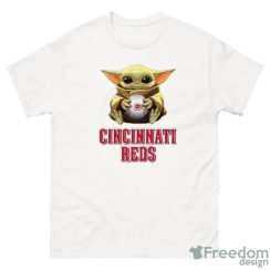 MLB Baseball Cincinnati Reds Star Wars Baby Yoda Shirt T Shirt image MLB Baseball Cincinnati Reds Star Wars Baby Yoda Shirt T Shirt - G500 Men’s Classic T-Shirt