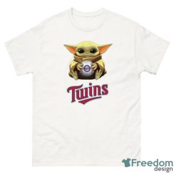 MLB Baseball Minnesota Twins Star Wars Baby Yoda Sport Gift T- Shirt - G500 Men’s Classic T-Shirt
