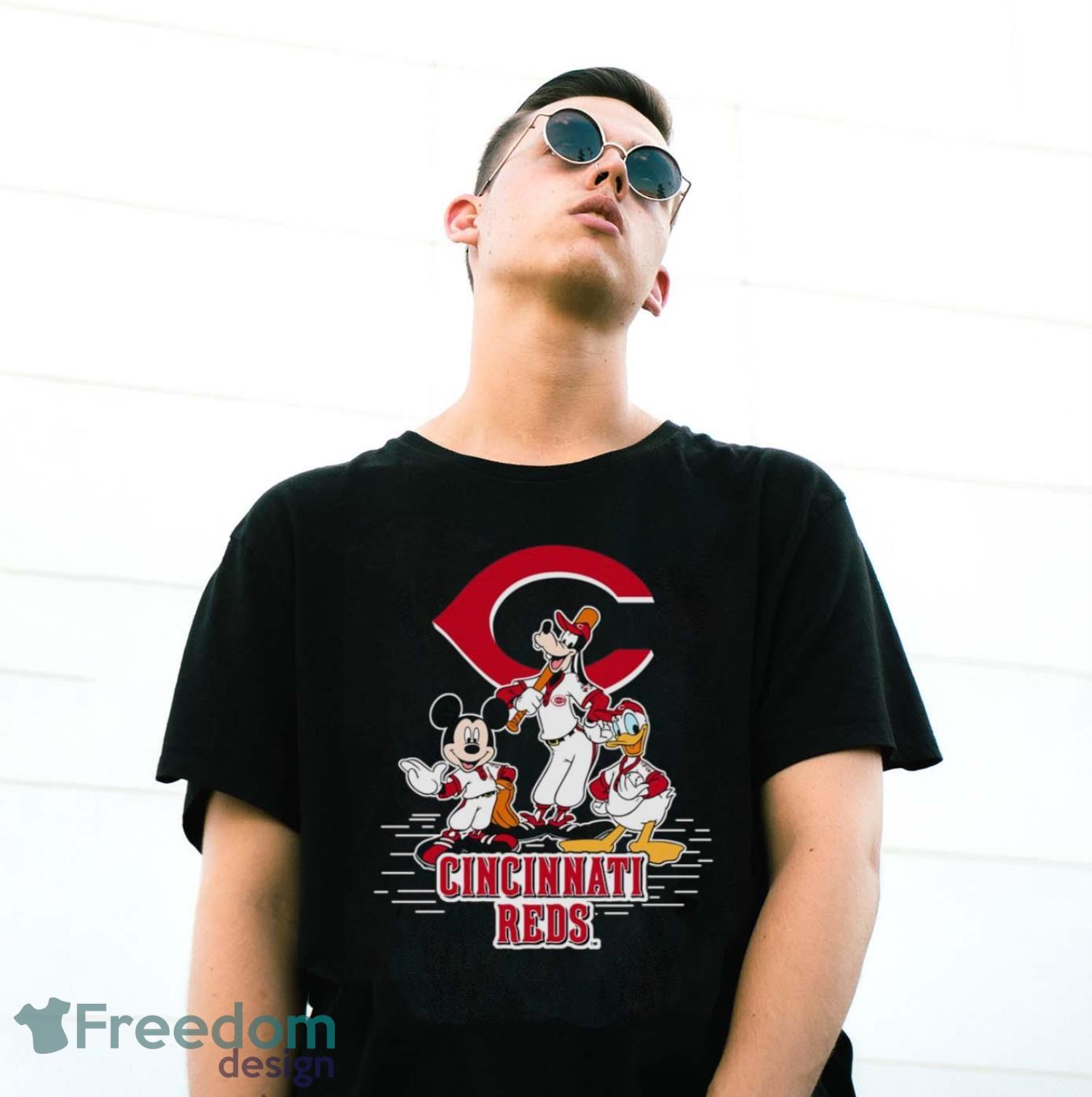 MLB Sport Fans Cincinnati Reds Mickey Mouse Donald Duck Goofy Baseball T Shirt Product Photo 2