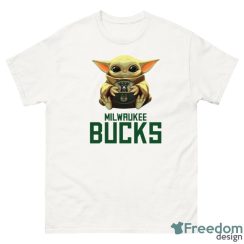 NBA Basketball Milwaukee Bucks Star Wars Baby Yoda Sport Gift T- Shirt - G500 Men’s Classic T-Shirt