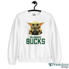 NBA Basketball Milwaukee Bucks Star Wars Baby Yoda Sport Gift T- Shirt
