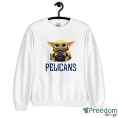 NBA Basketball New Orleans Pelicans Star Wars Baby Yoda Sport Gift T- Shirt