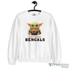 NFL Football Cincinnati Bengals Baby Yoda Star Wars Sport Gift T- Shirt