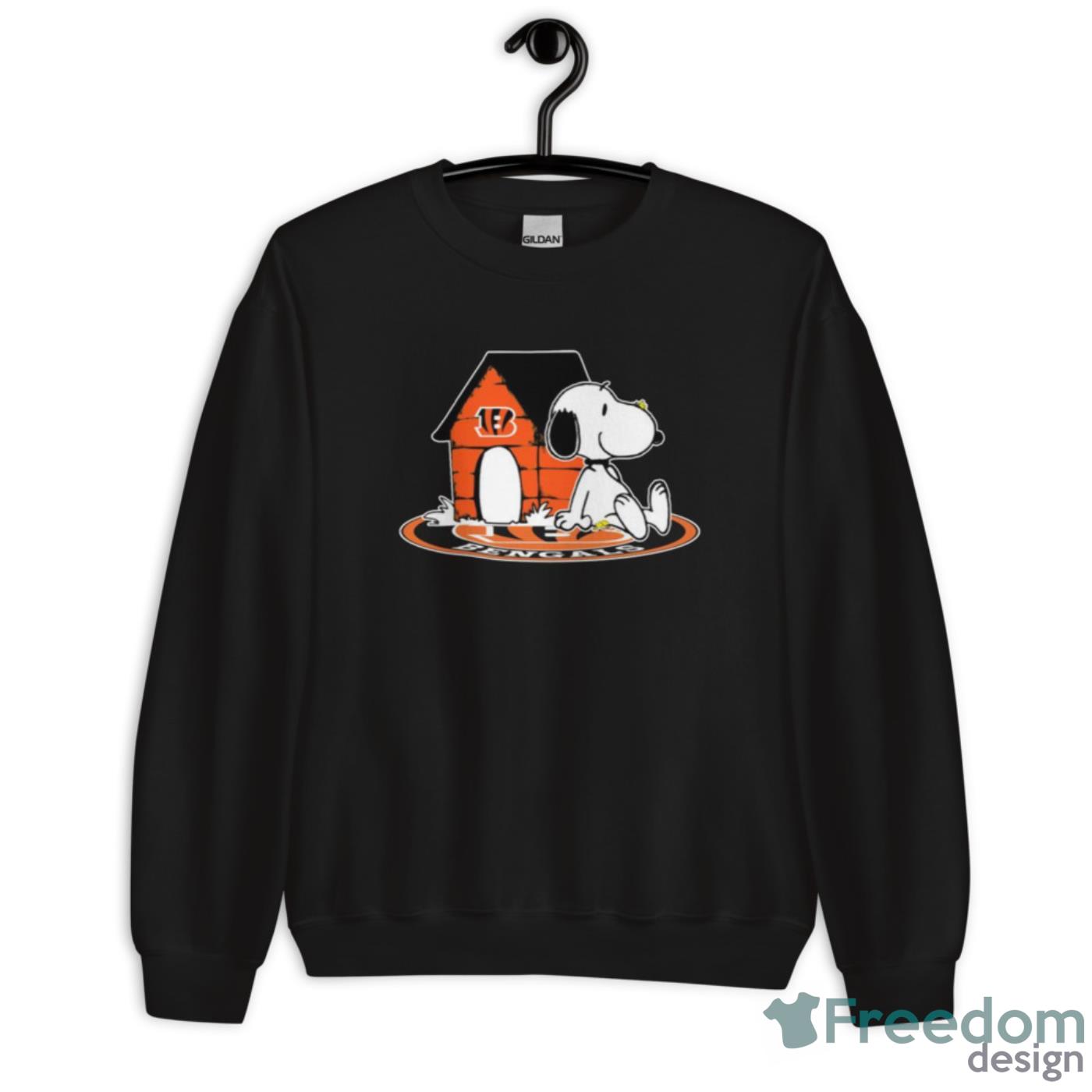 NFL Football Cincinnati Bengals Snoopy The Peanuts Movie Shirt T Shirt - Unisex Heavy Blend Crewneck Sweatshirt NFL Football Cincinnati Bengals Snoopy The Peanuts Movie Shirt T Shirt - Unisex Heavy Blend Crewneck Sweatshirt