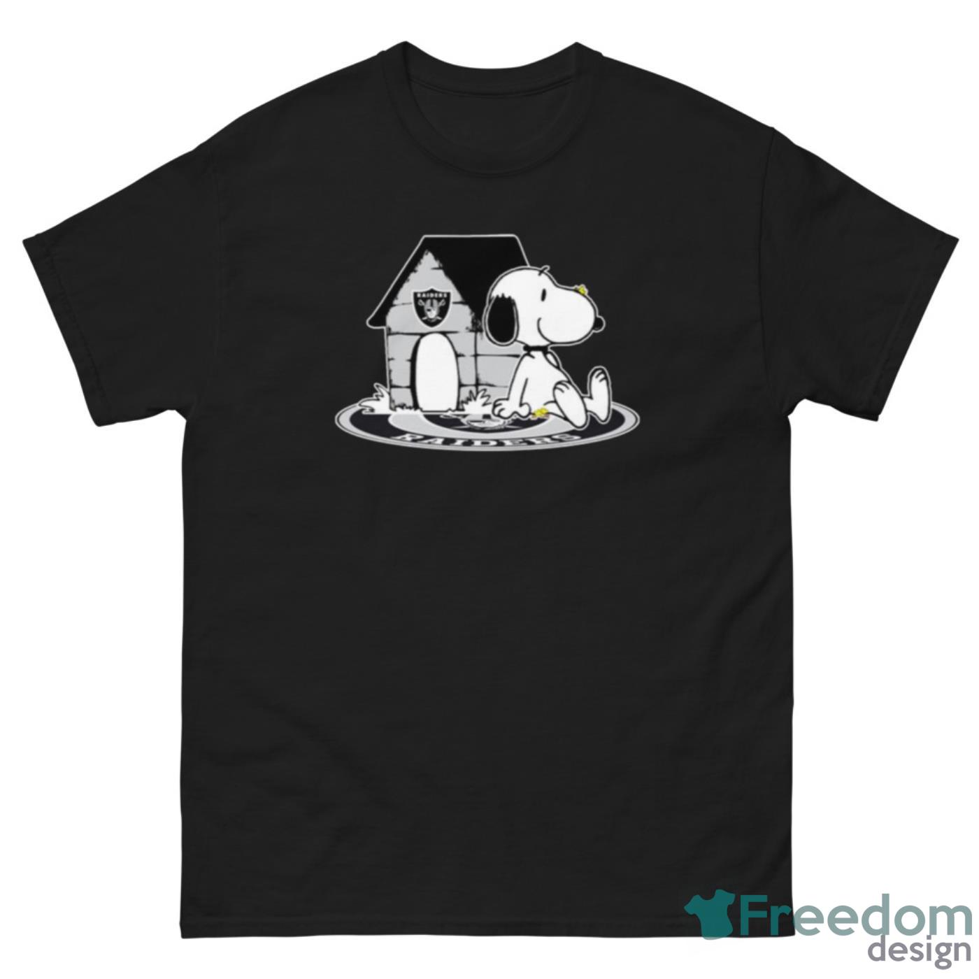 NFL Football Oakland Raiders Snoopy The Peanuts Movie Shirt T Shirt - G500 Men’s Classic Tee