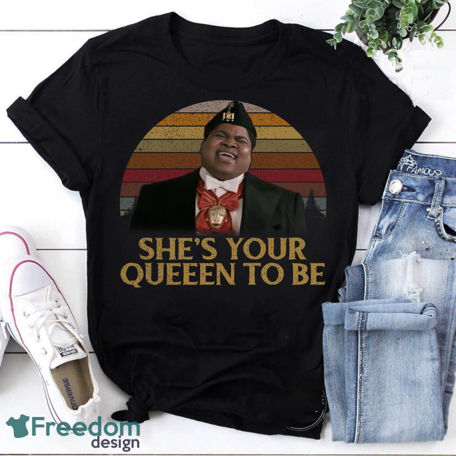 Oha Coming To America She’s Your Queen To Be Vintage T-Shirt Coming to America Shirt Coming to America Movies Shirt Product Photo 1