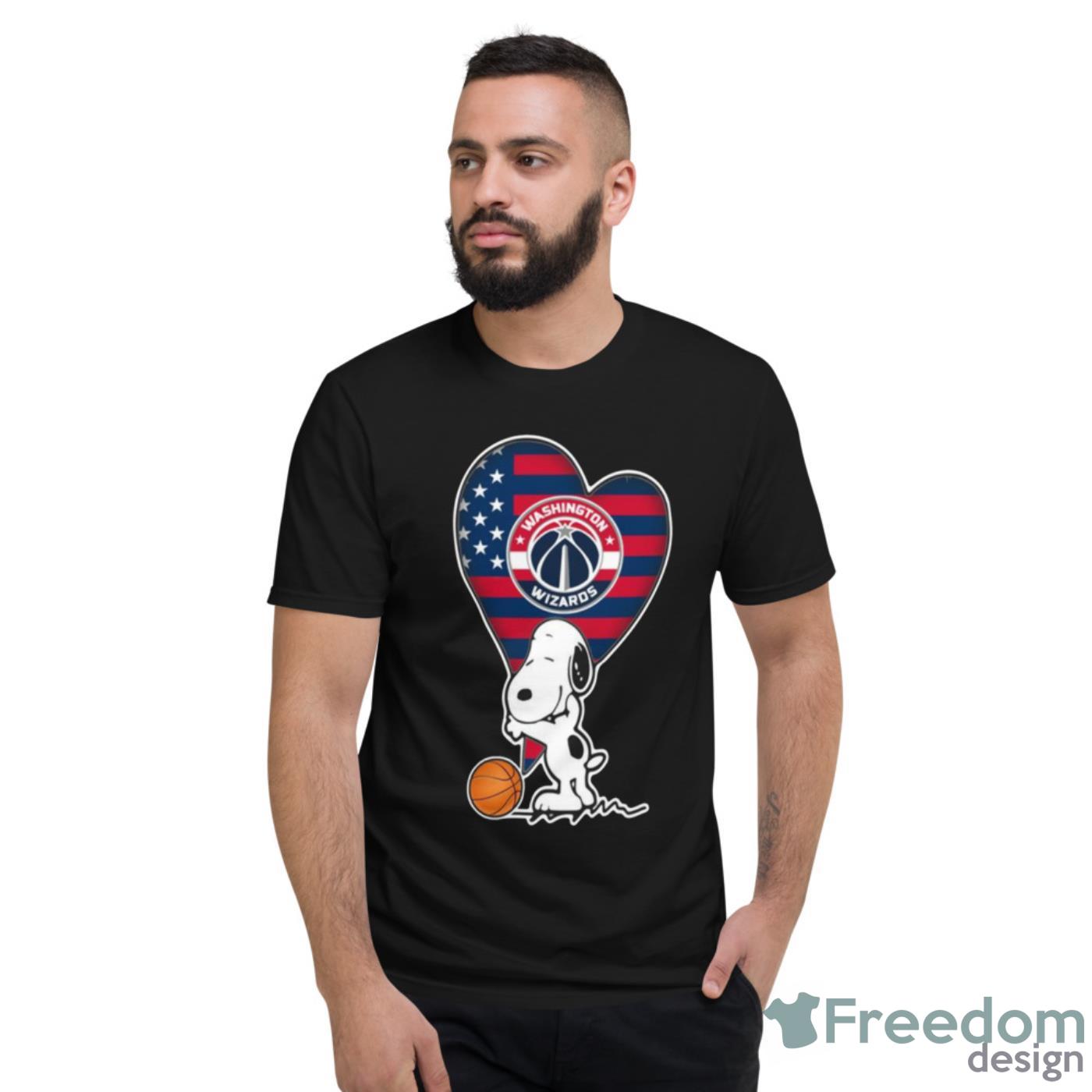 Washington Wizards NBA Basketball The Peanuts Movie Adorable Snoopy T Shirt - Short Sleeve T-Shirt