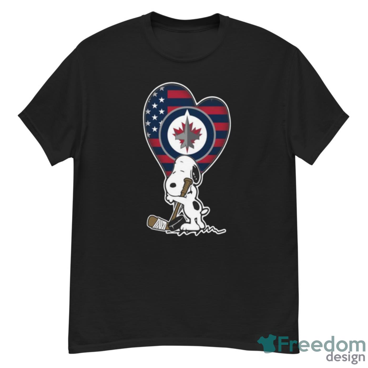 Winnipeg Jets NHL Hockey The Peanuts Movie Adorable Snoopy T Shirt - G500 Men’s Classic T-Shirt