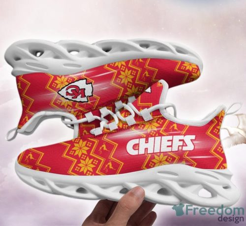 Kansas City Chiefs Xmas Pattern Limited Edition Max Soul Shoes Product Photo 1