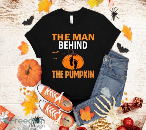 Mens Expecting The Man Behind The Pumpkin Halloween New Dad T-Shirt Halloween Gift Product Photo 1