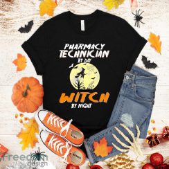 Pharmacy Technician By Day Witch By Night T-Shirt Halloween Gift Fun Spooky T-Shirt Halloween Gift