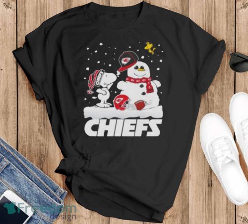 Snoopy And Snow Kansas City Chiefs Shirt - Black T-Shirt