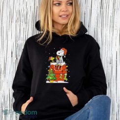 Snoopy And Woodstock Cincinnati Bengals Merry Christmas Shirt - Unisex Hoodie