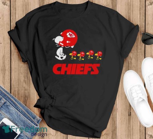 Snoopy And Woodstock Kansas City Chiefs Shirt - Black T-Shirt