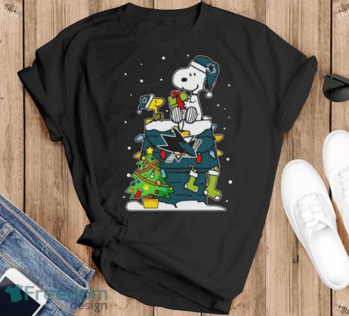 Snoopy And Woodstock San Jose Sharks Merry Christmas Shirt - Black T-Shirt