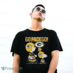 Snoopy Charlie Brown Go Pack Go Green Bay Packers Shirt - G500 Gildan T-Shirt