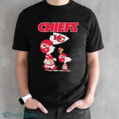 Snoopy The Peanuts Kansas City Chiefs,Chiefs Football Classic T-Shirt - Black Unisex T-Shirt