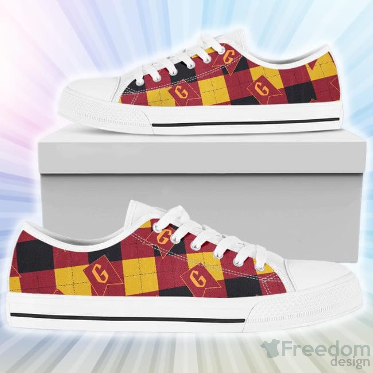 Harry Potter Gryffindor Low Top Canvas Shoes Product Photo 1