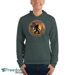 Tampa Bay Buccaneers Bigfoot We Believe T-Shirt, Hoodie, Sweatshirt - Unisex Fleece Pullover Hoodie-1