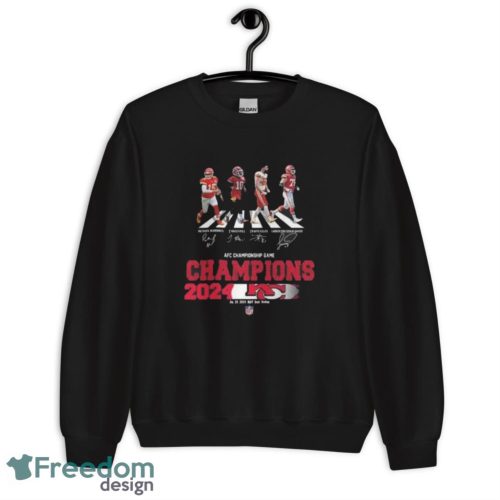 Kansas City Chiefs Is Champions Of AFC Championship Game Season 2023-2024 At Jan 28 MT Bank Stadium Abbey Road Team Member Signatures Shirt - Unisex Crewneck Sweatshirt